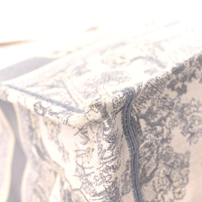 Christian Dior Canvas Embroidered Medium Dioriviera Toile De Jouy Book Tote Gray 8 of 14