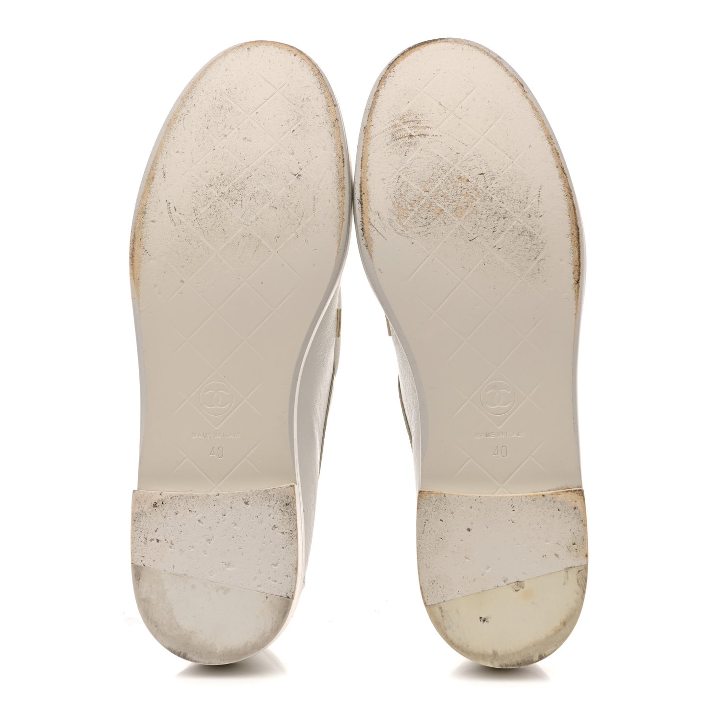 Shiny Lambskin Quilted CC Turnlock Loafers 40 White