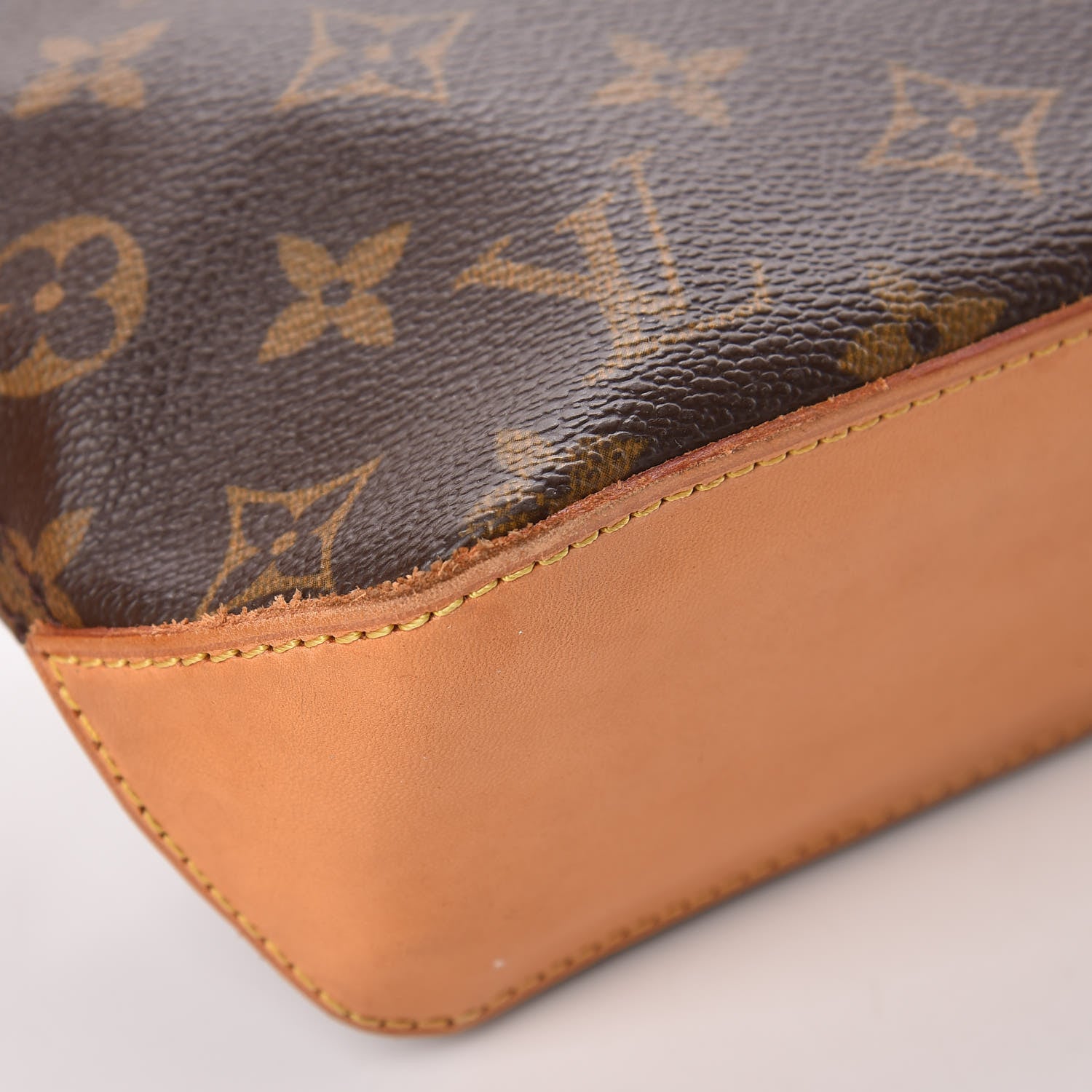 Louis Vuitton Monogram Trotteur 13 of 15