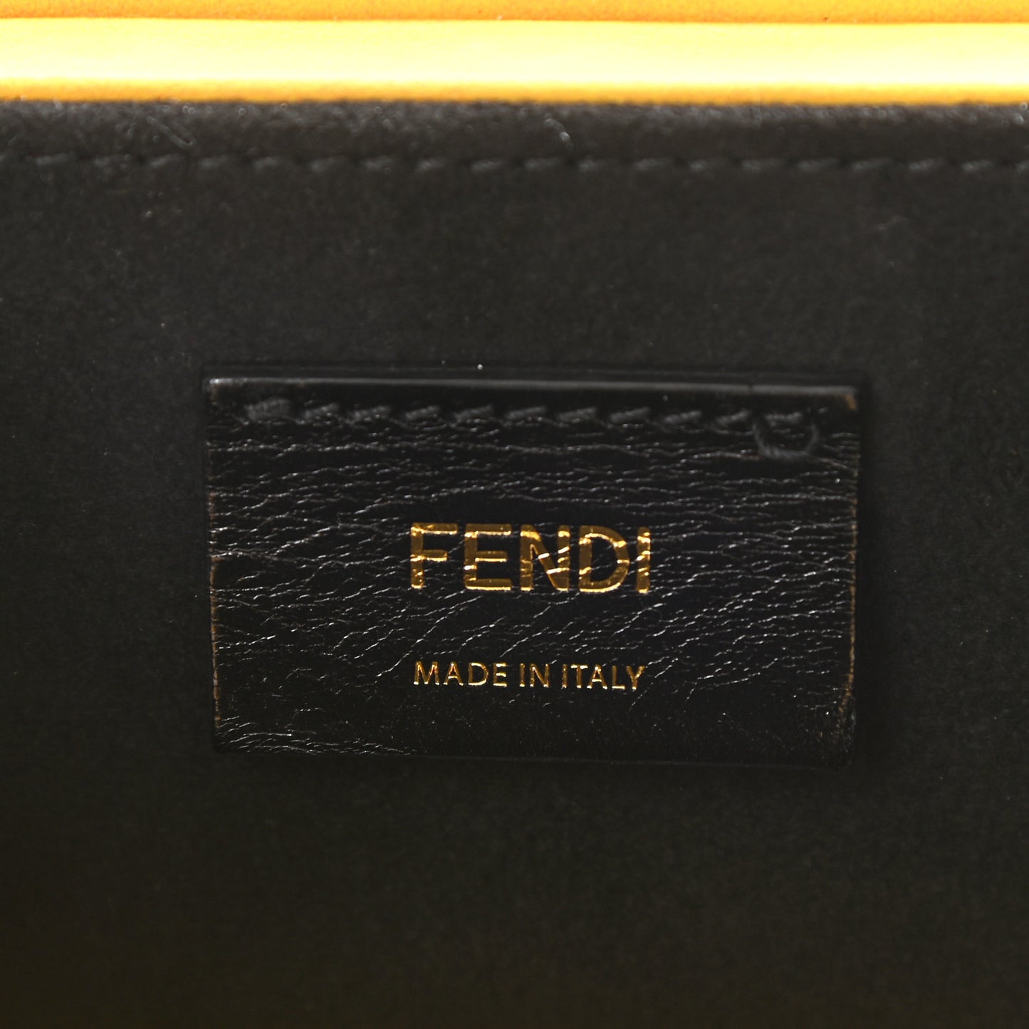 Vitello Fluffy Logo Vertical Box Yellow Box Black