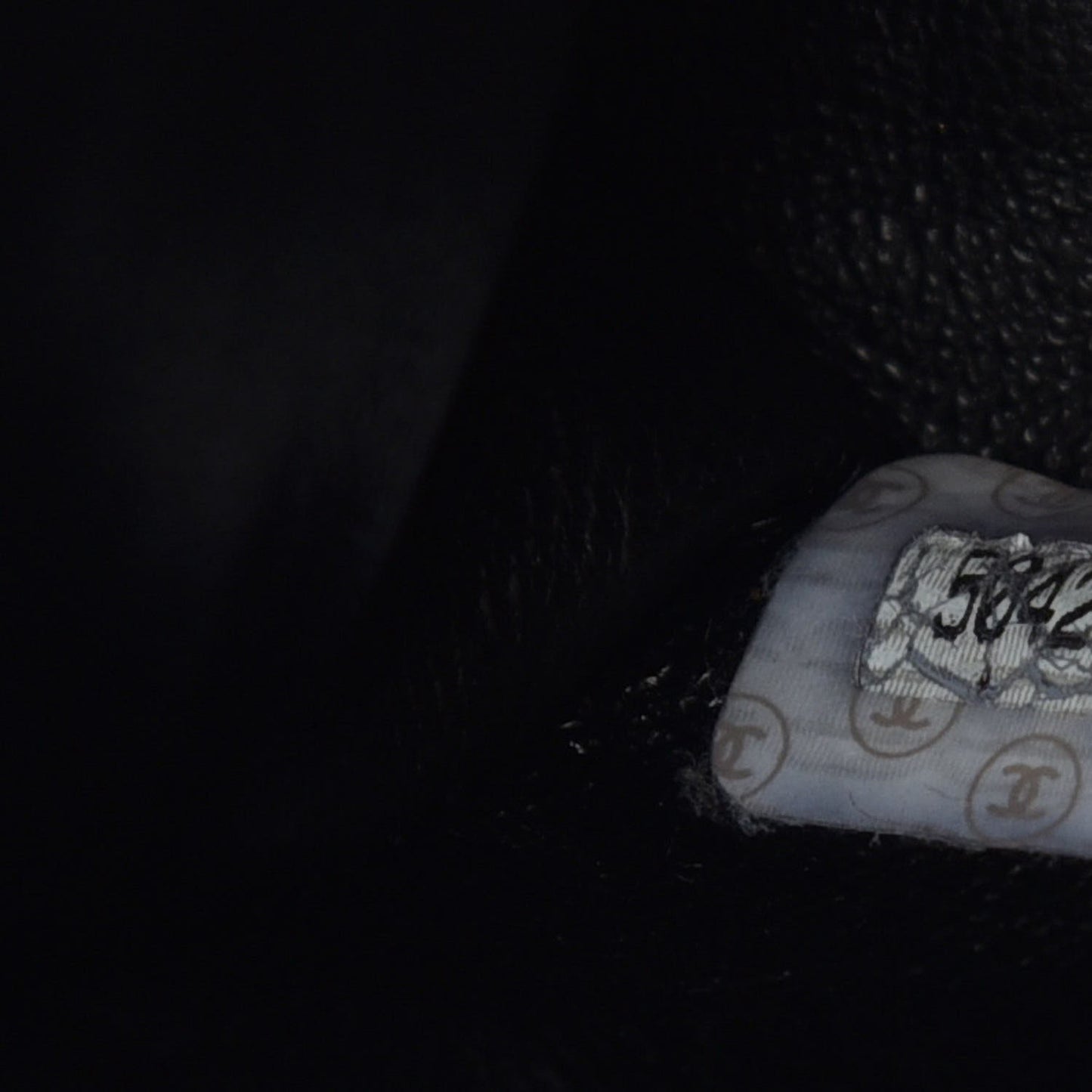 Caviar Large CC Shoulder Bag Black