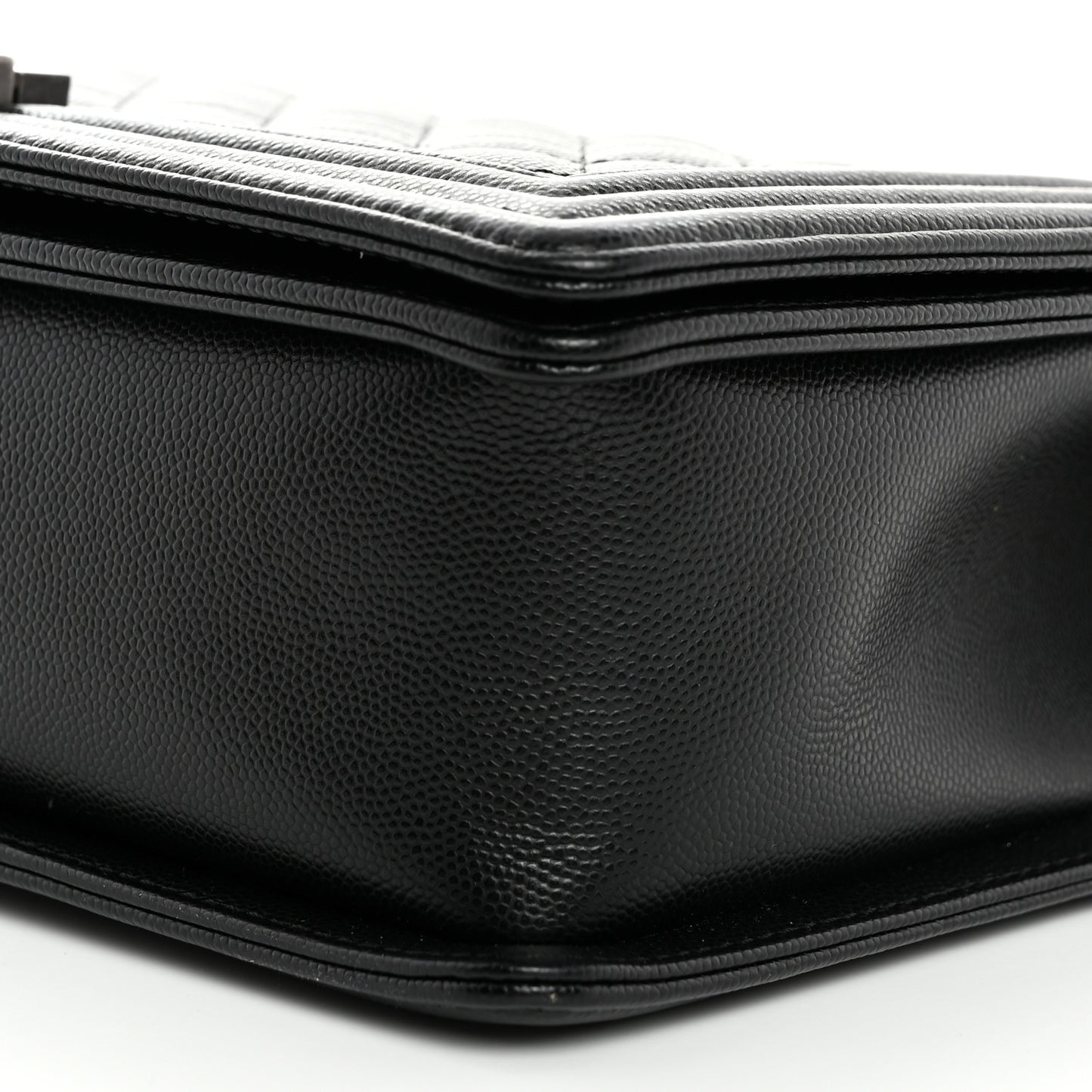 Caviar Quilted New Medium Boy Flap Black