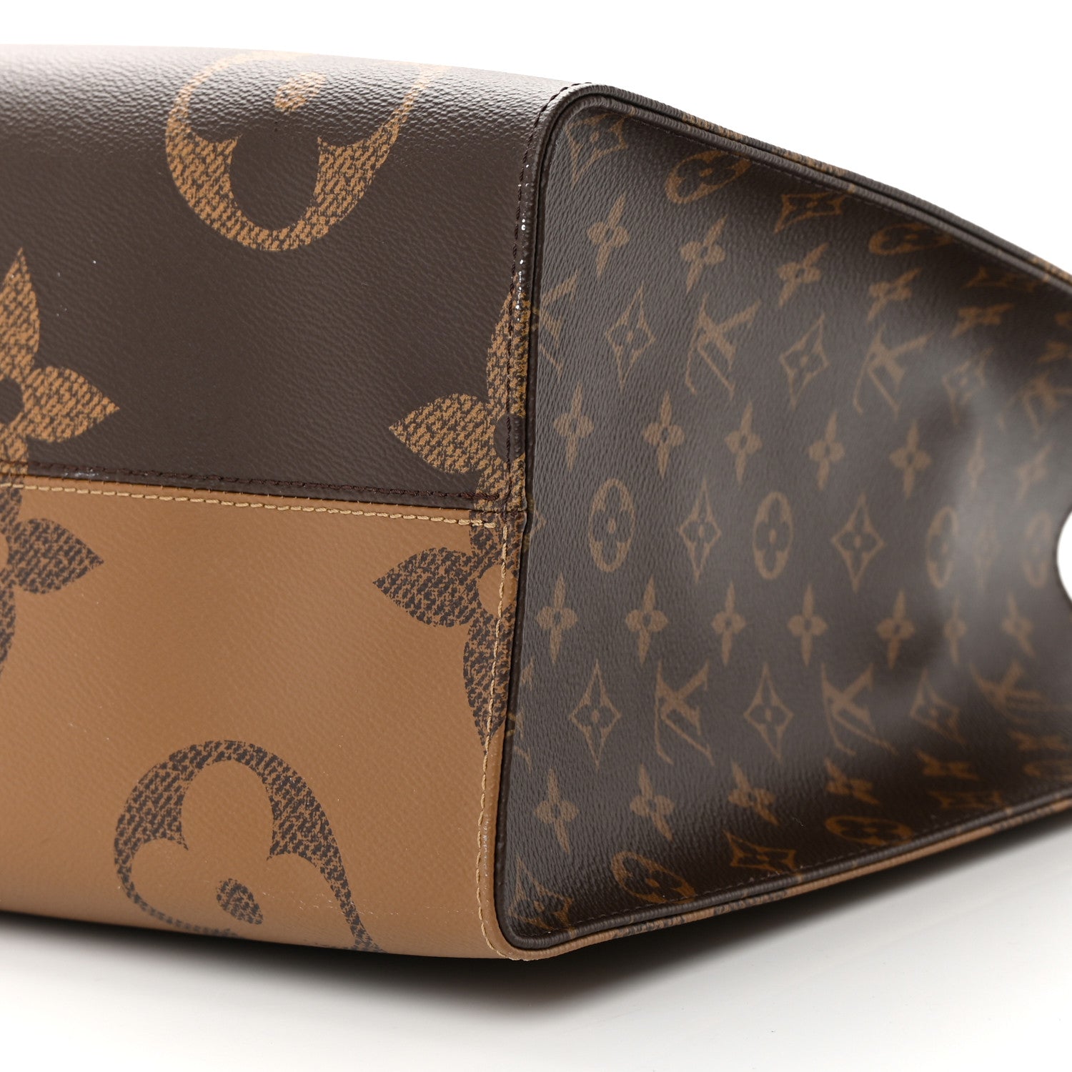 Louis Vuitton Reverse Monogram Giant Onthego GM 11 of 13