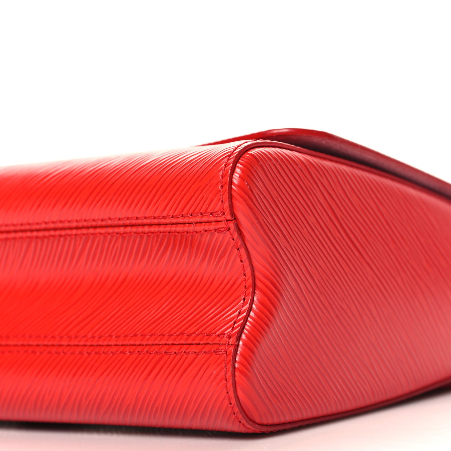 Epi Twist Shoulder Bag MM Coquelicot