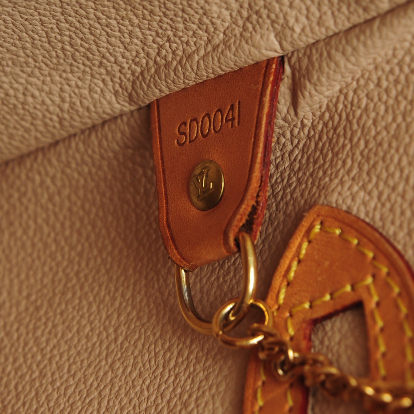 Monogram Petit Bucket 23