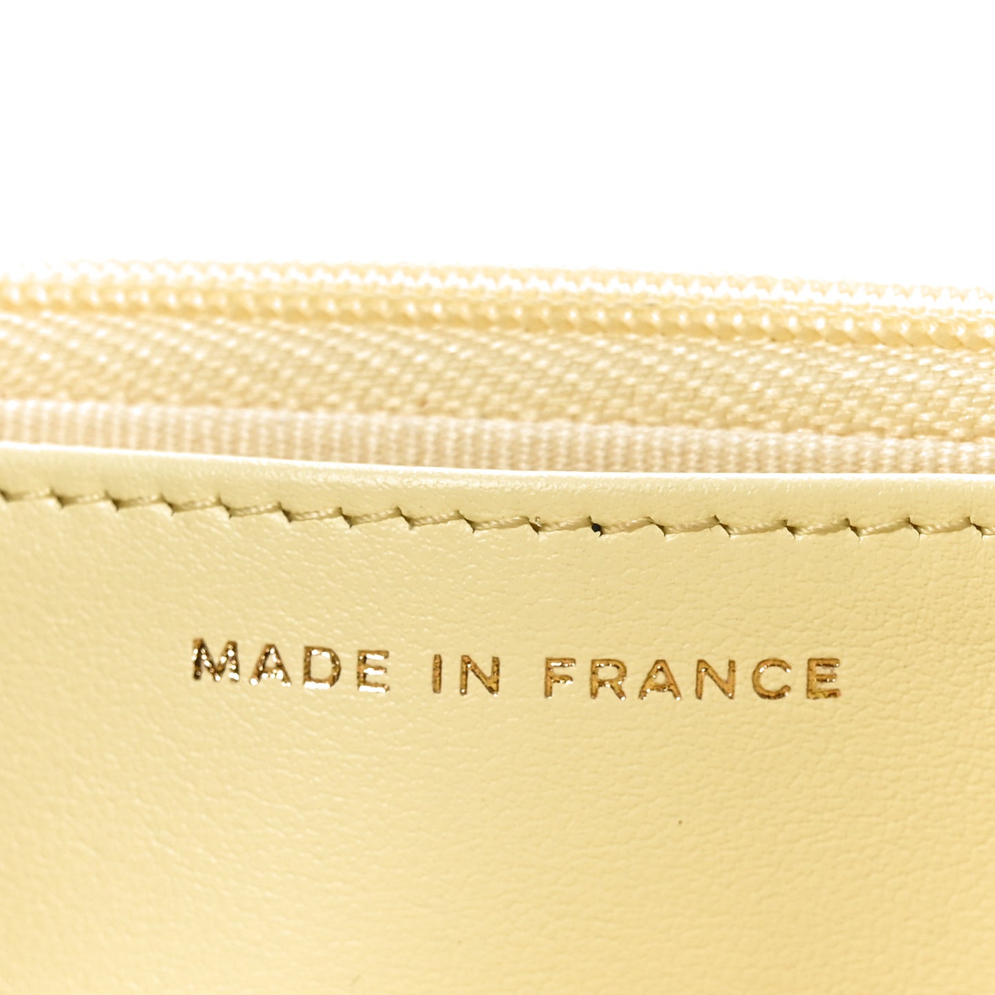 Caviar Quilted CC Turnlock Wallet On Chain WOC Light Yellow