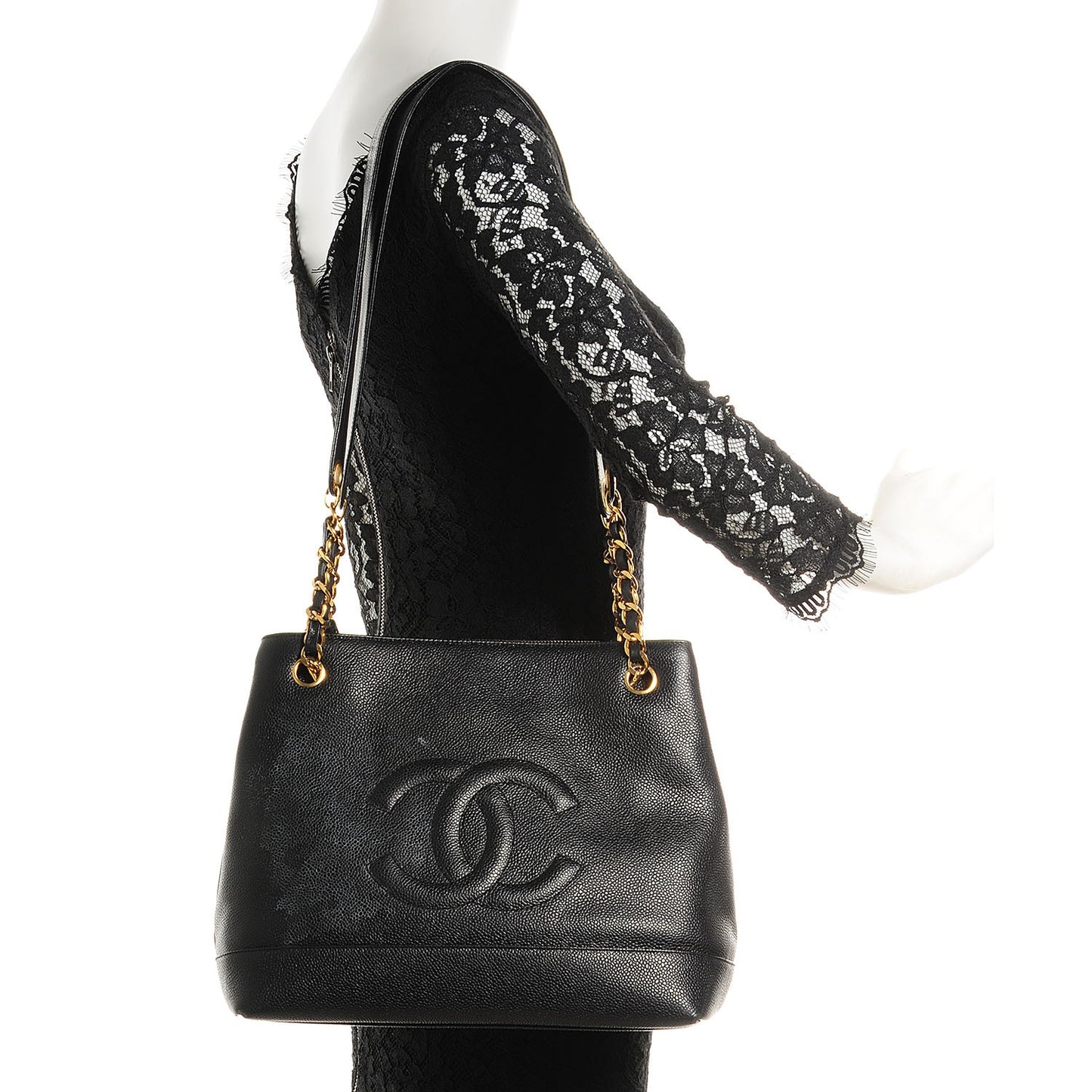 Caviar CC Shoulder Bag Black
