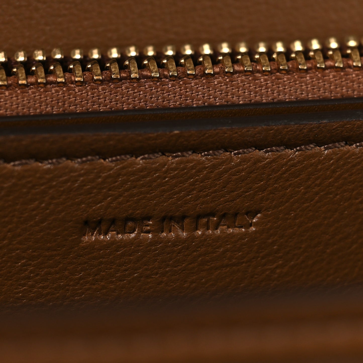 Box Calfskin Medium Classic Box Flap Bag Camel