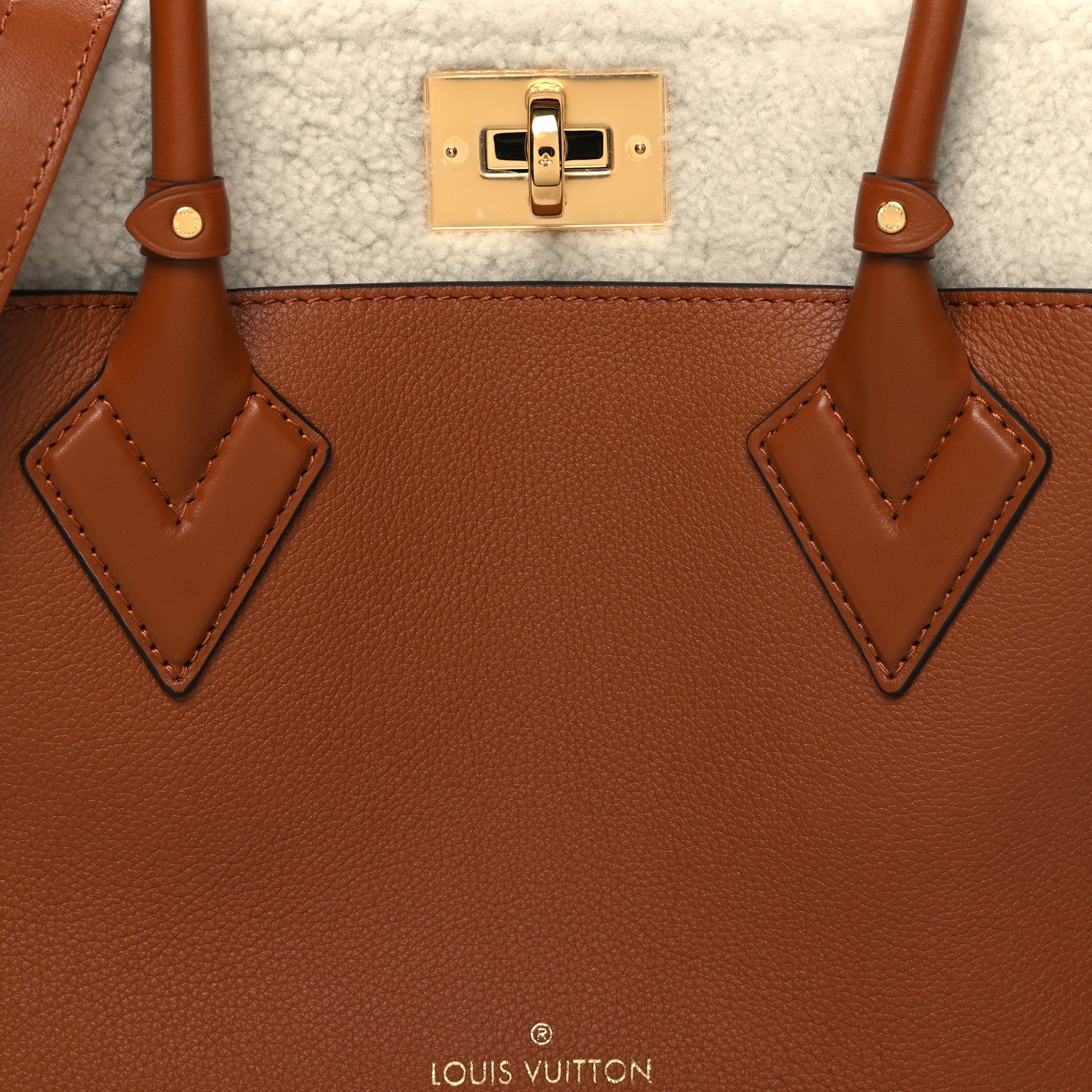 Louis Vuitton Grained Calfskin Shearling On My Side MM Caramel 7 of 9