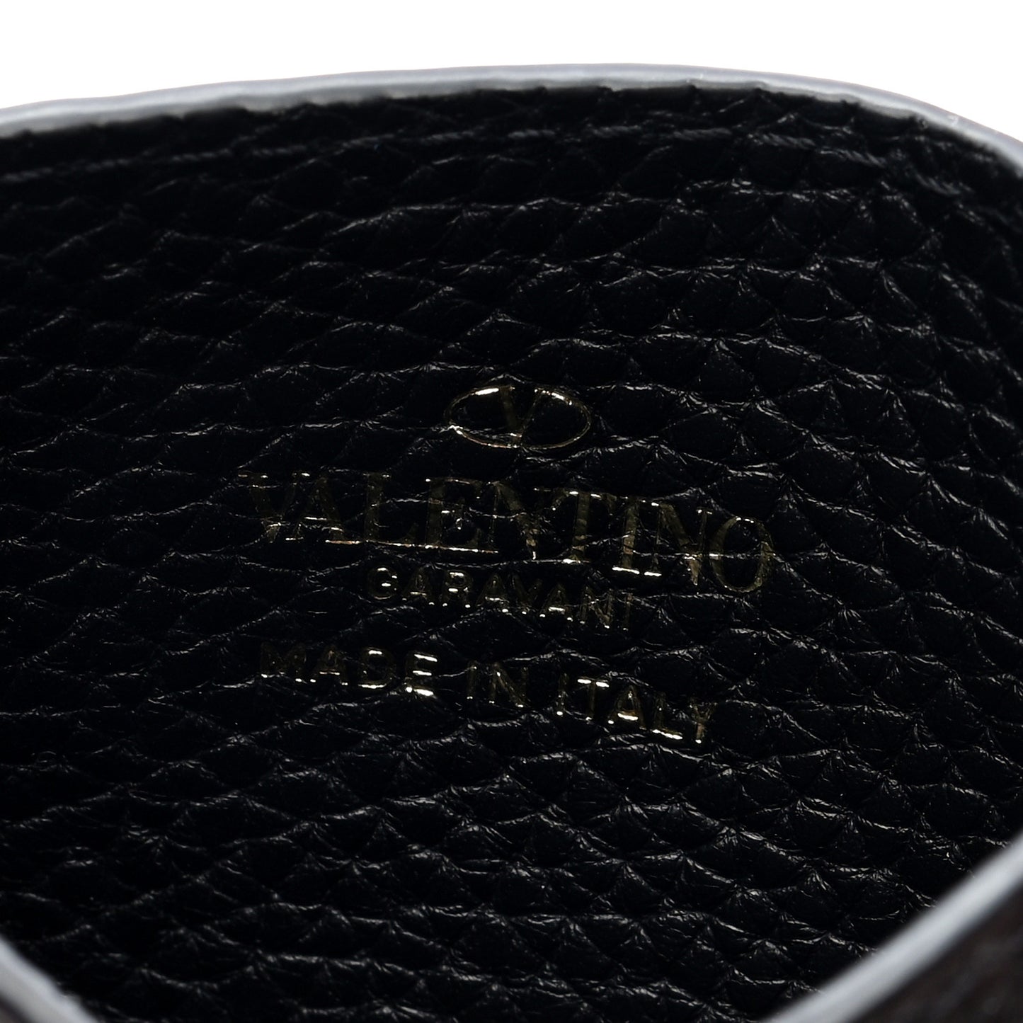 Pebbled Calfskin Rockstud Card Holder Black