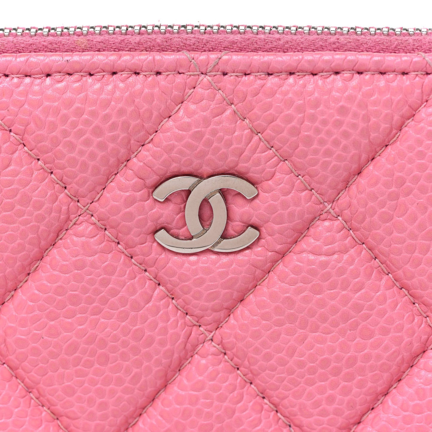 Caviar Quilted Medium Cosmetic Case Pink
