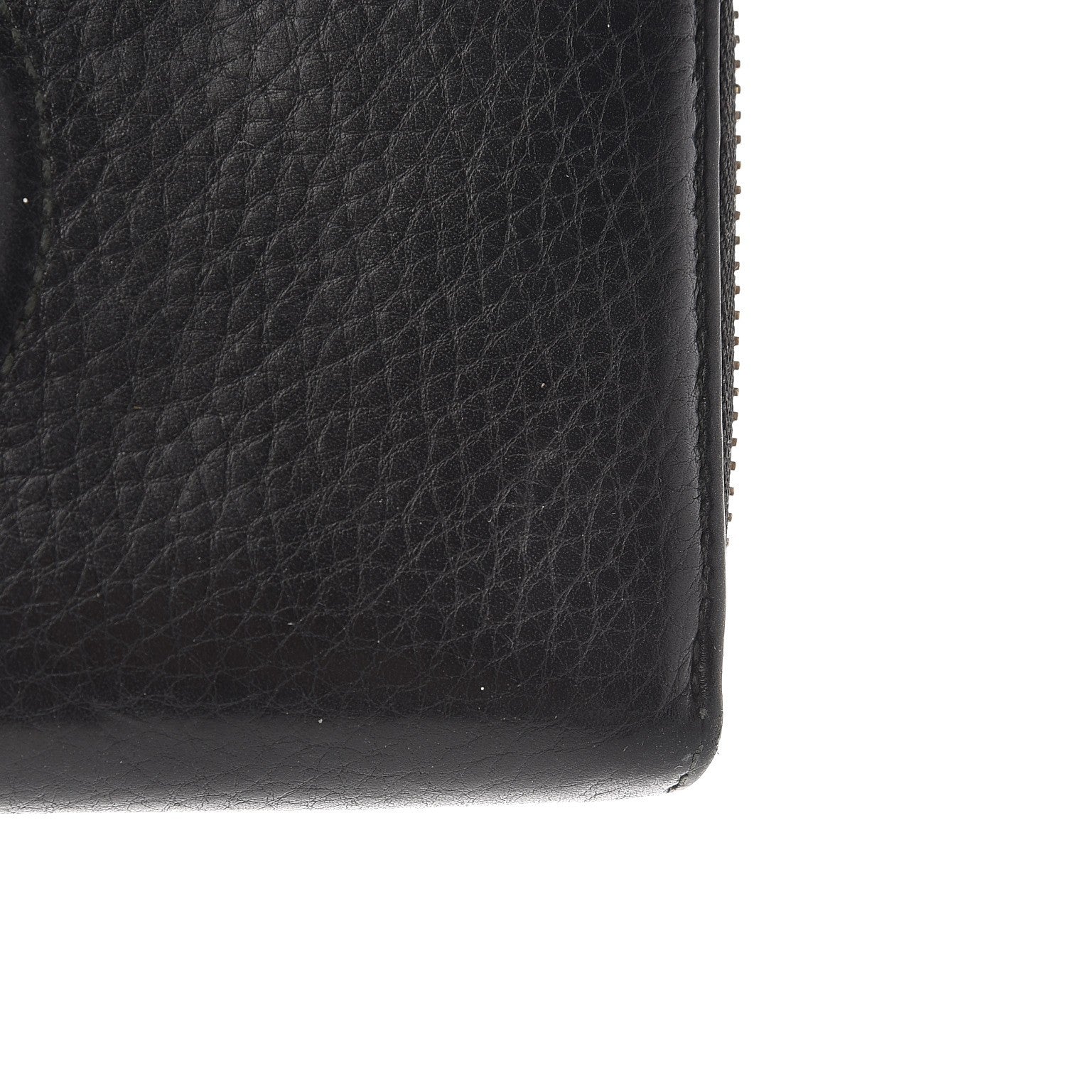 Gucci Pebbled Calfskin Soho Zip Around Wallet Black 10 of 10