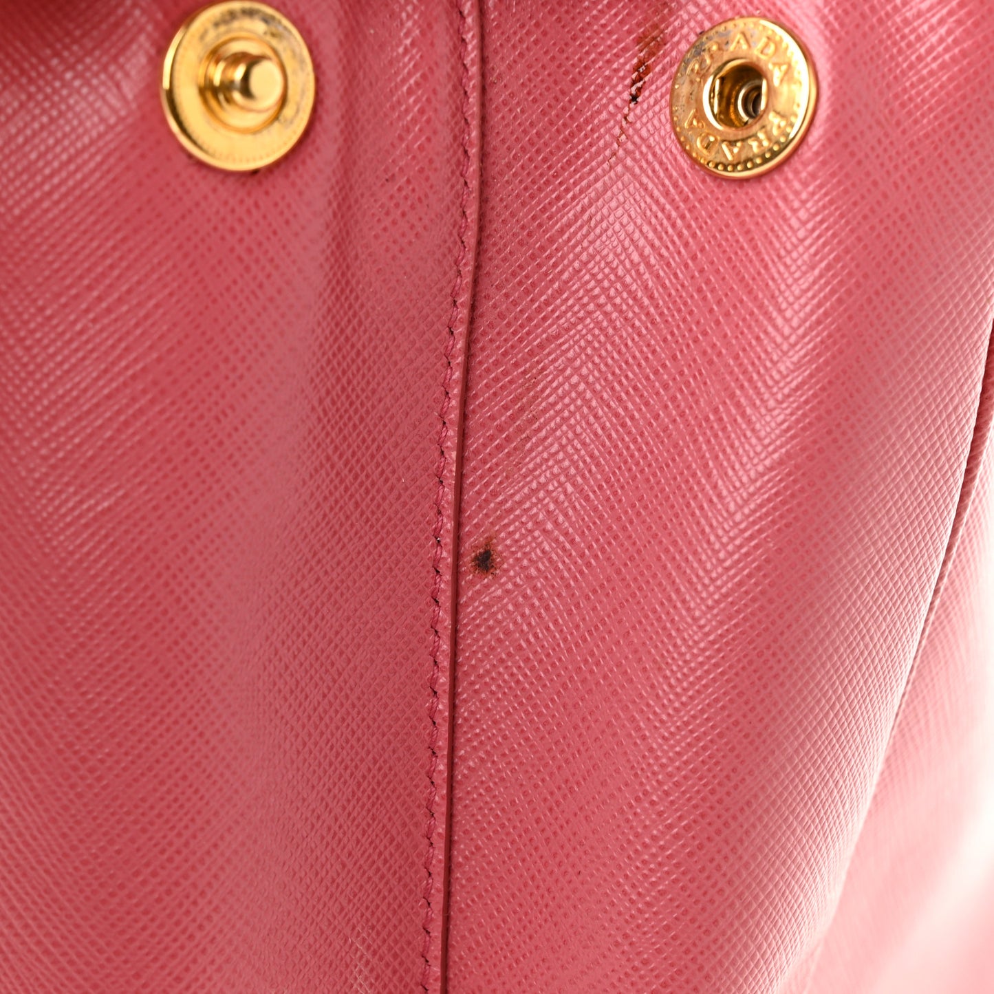 Saffiano Medium Galleria Double Zip Tote Geranio