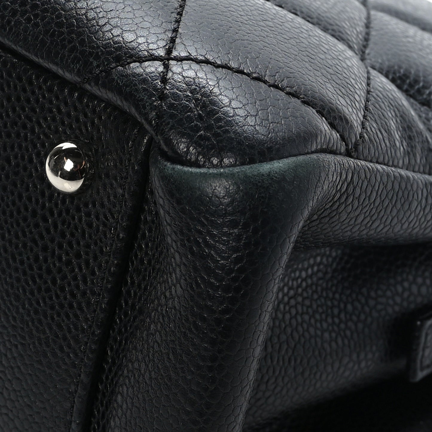 Caviar Quilted CC Timeless Soft Tote Black