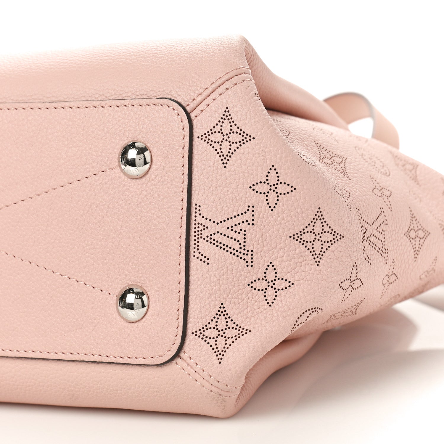Louis Vuitton Mahina Haumea Magnolia 8 of 8