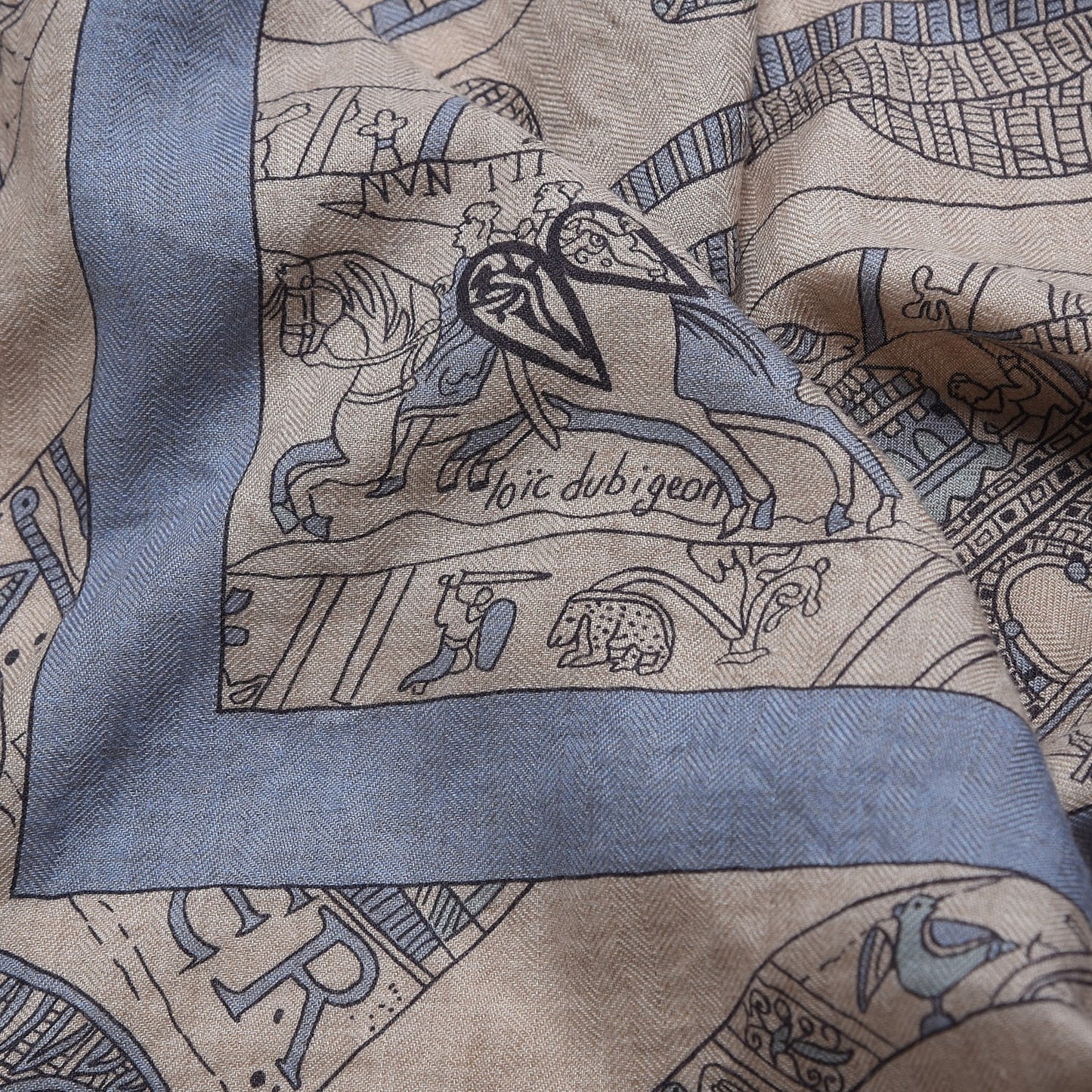 Cashmere Silk A La Gloire De Guillaume Shawl 140