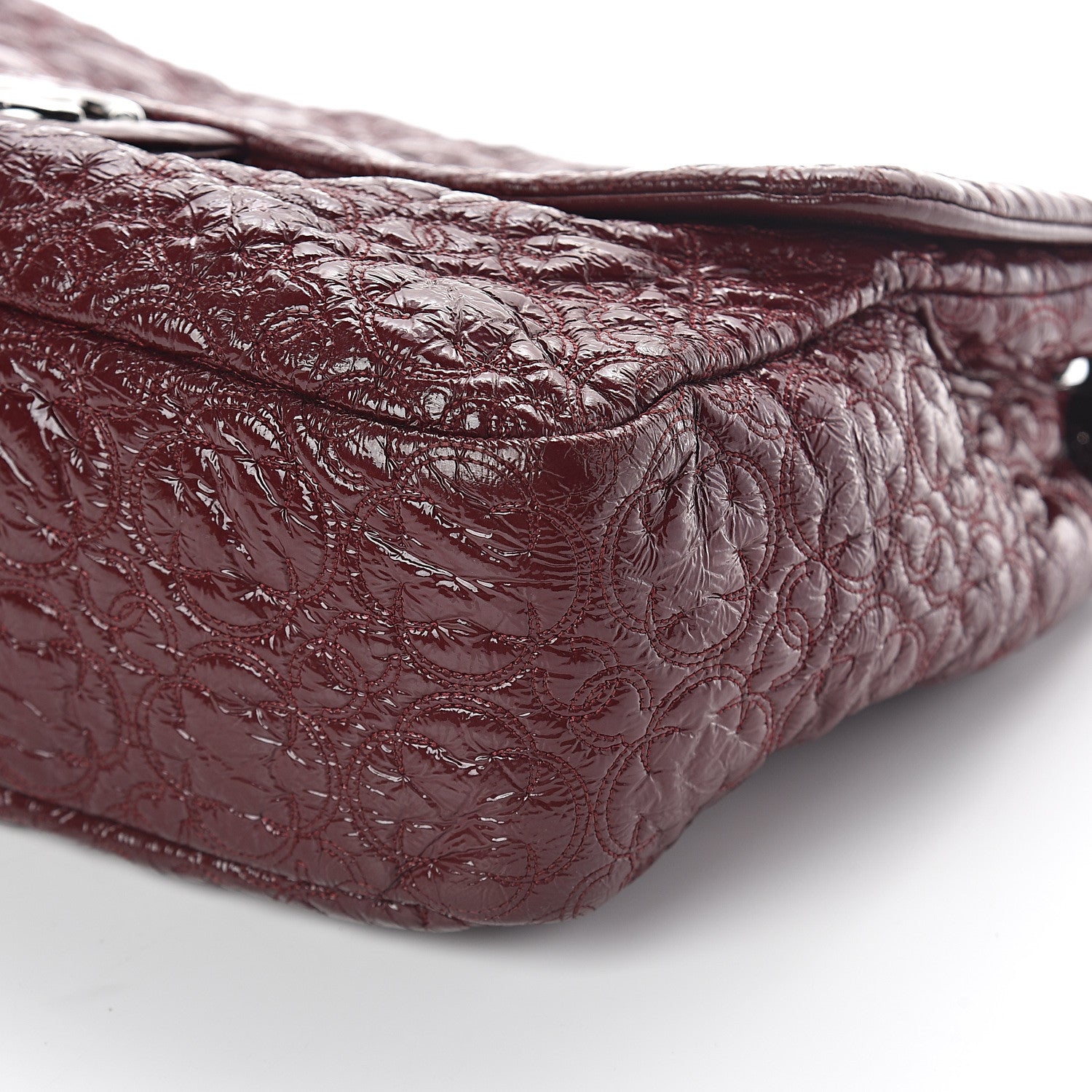 Chanel Vinyl Jumbo Rock in Moscow Dark Red 10 of 10