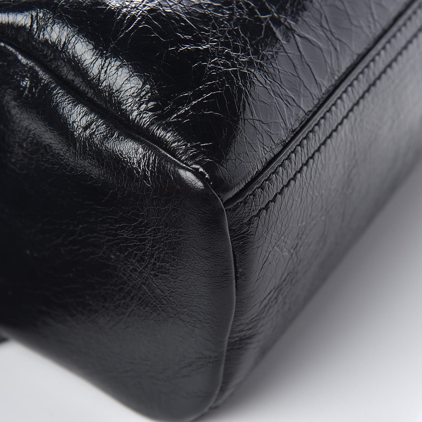 Crinkled Patent Deerskin Mini Pandora Black