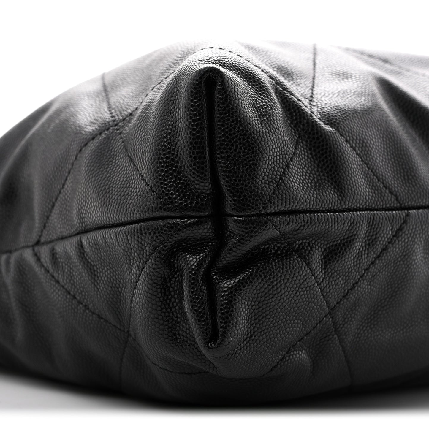 Shiny Caviar Quilted Monochrome Small Chanel 22 Black