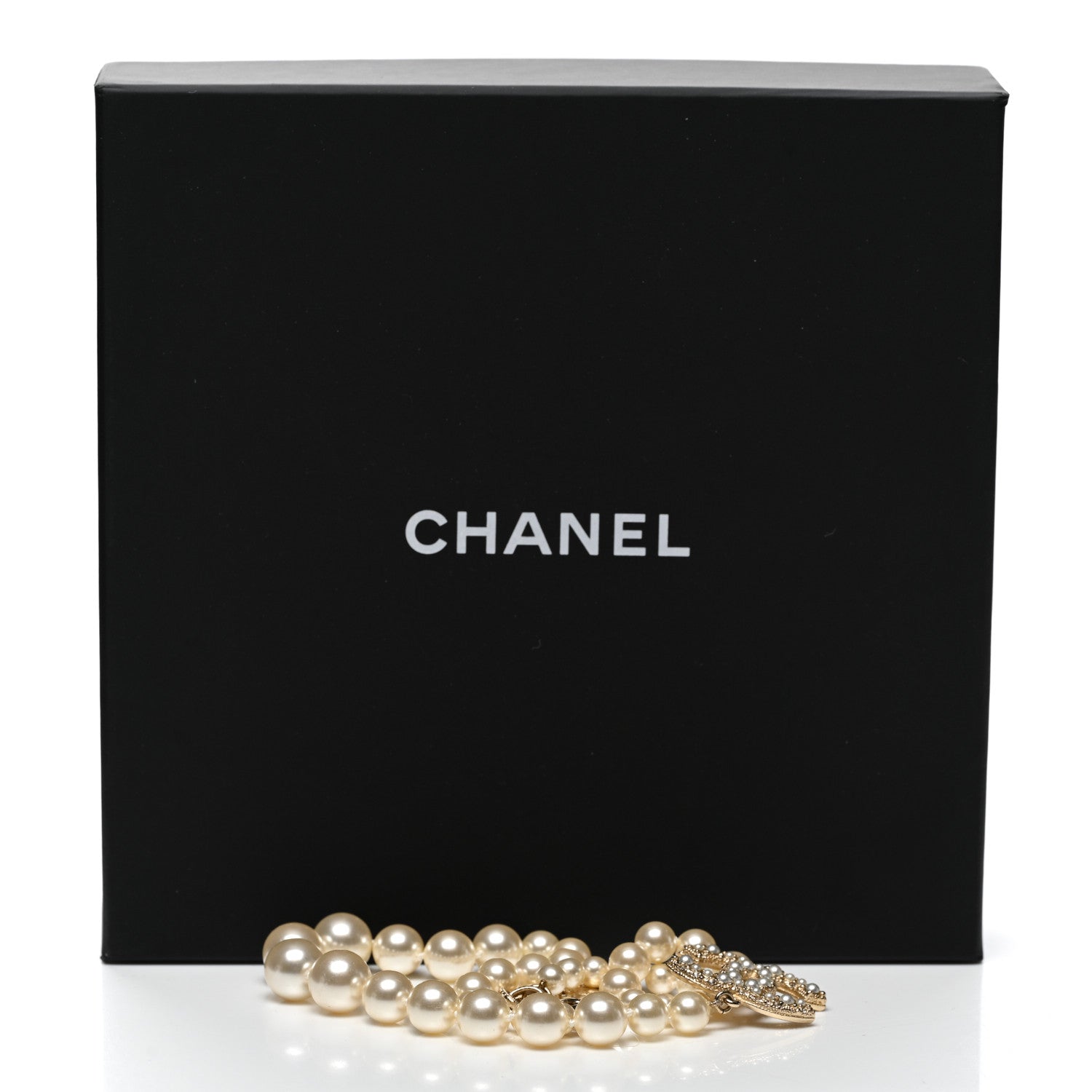 Chanel Pearl CC 100th Anniversary Necklace Light Gold 6 of 6