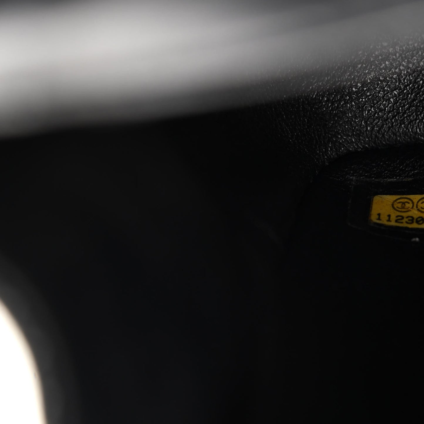 Lambskin Perforated Jumbo Single Flap Black