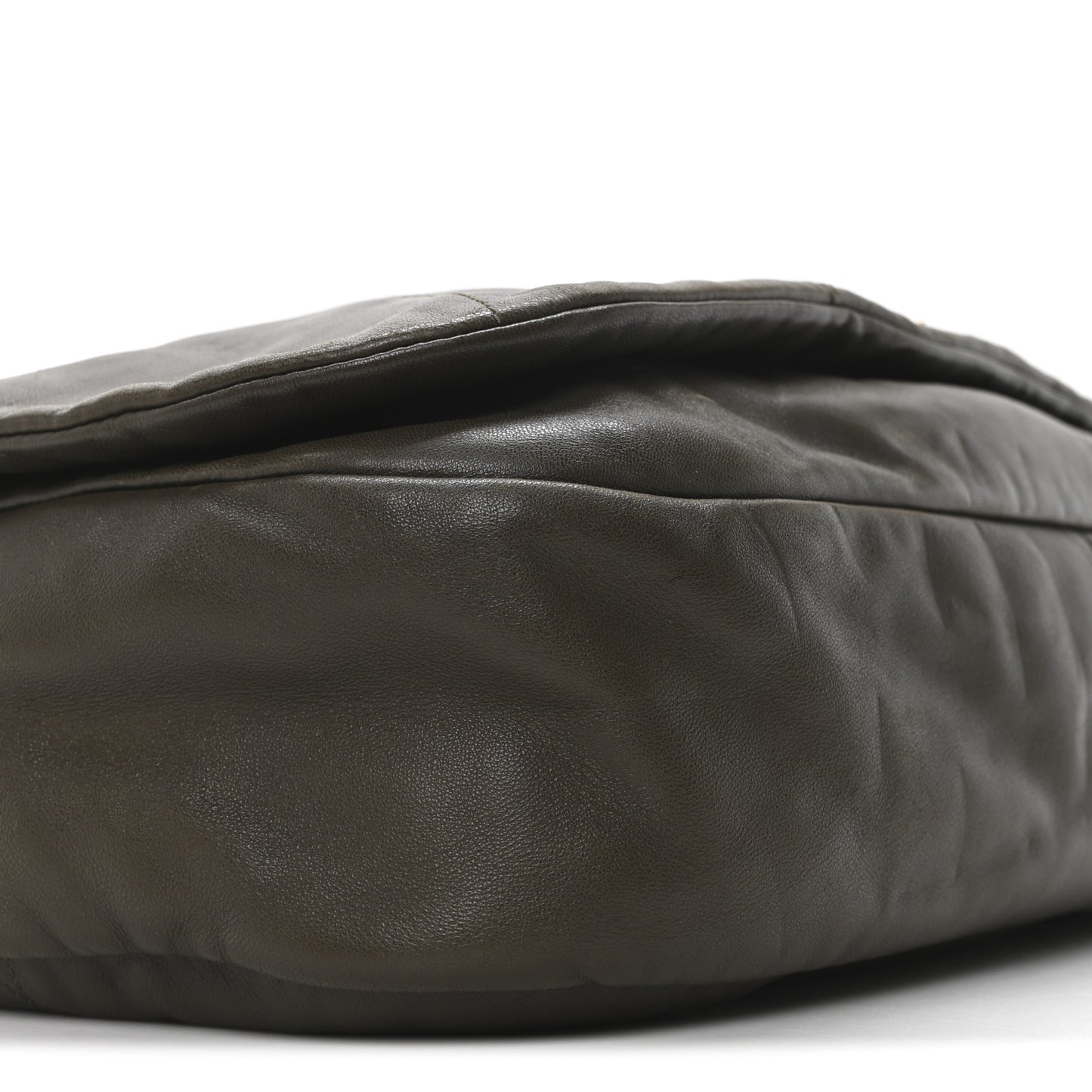 Lambskin Matelasse Monogram Large Jamie 4.3 Light Musk