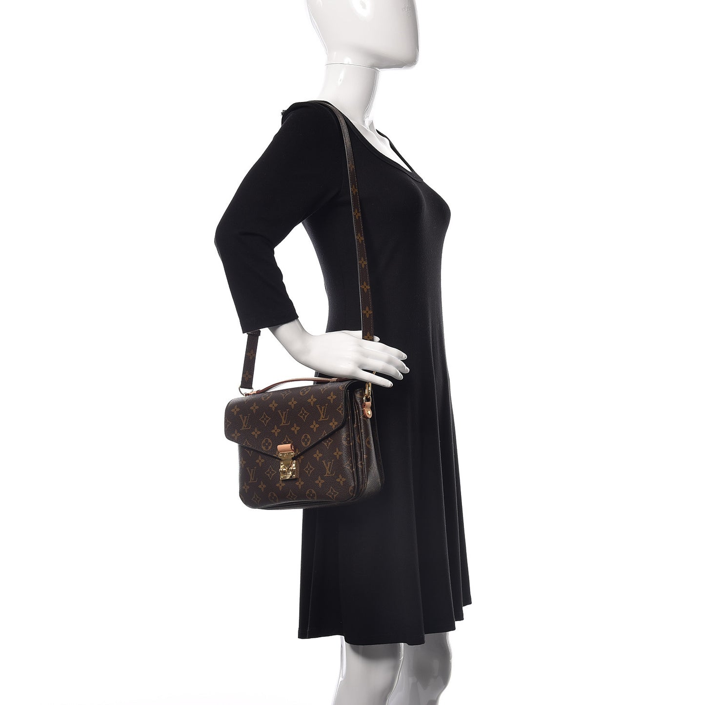 Monogram Pochette Metis