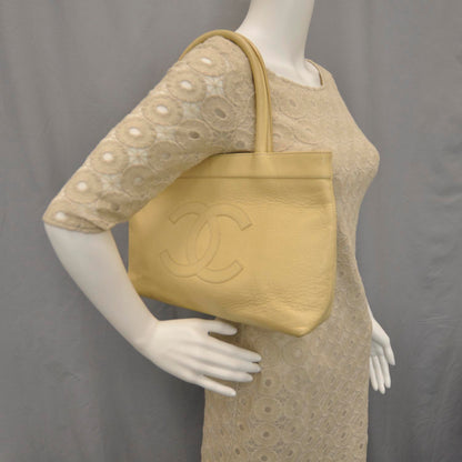 Chanel Caviar Shoulder Bag Beige 2 of 13
