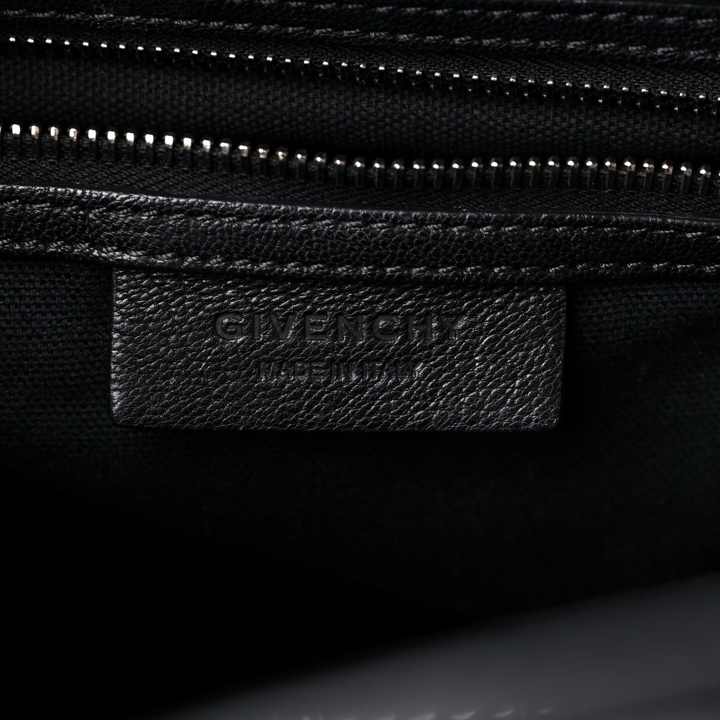 Sugar Goatskin Small Antigona Black