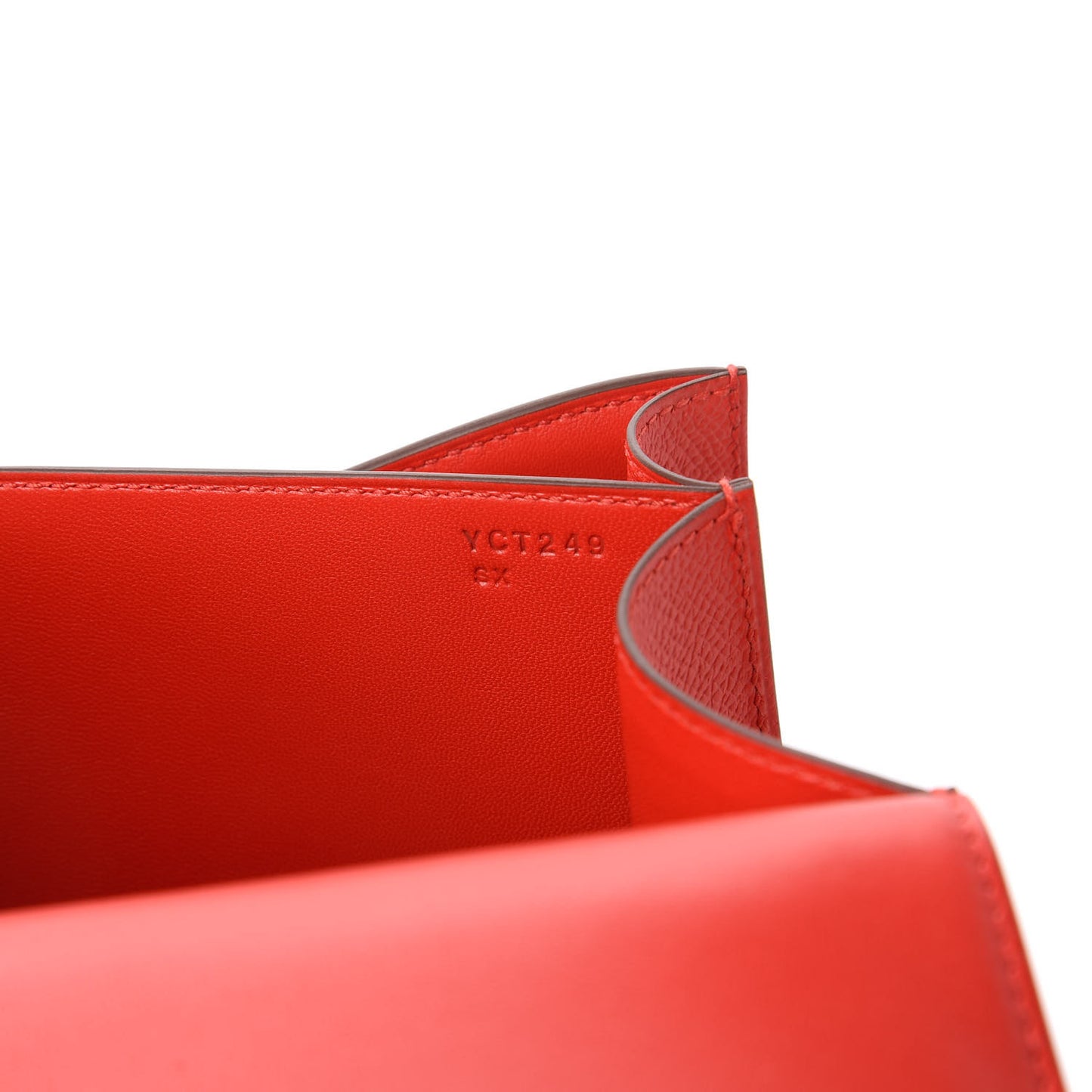 Epsom Enamel Constance 24 Rouge De Coeur Rubis