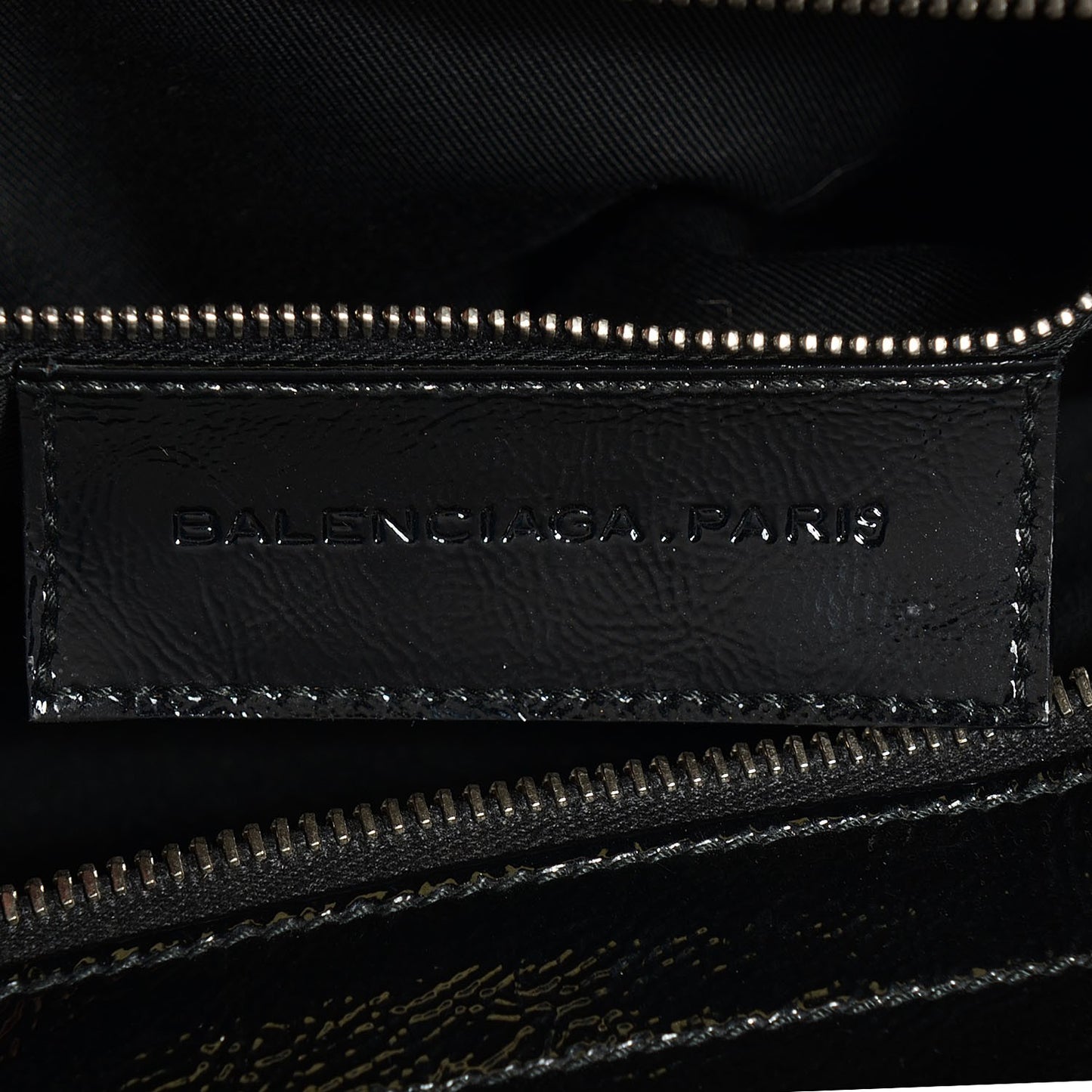 Patent Leather Stingray Cherche Midi Chain Shoulder Bag Black