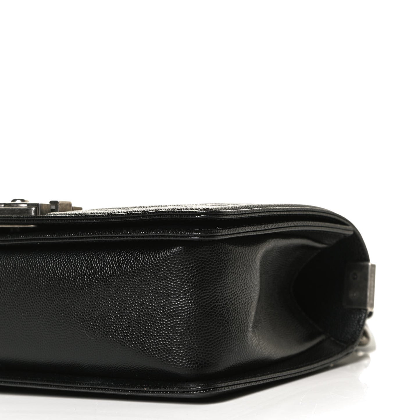 Caviar Quilted Medium Boy Flap Black