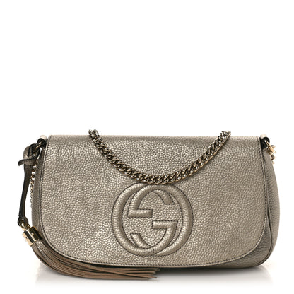 Gucci Metallic Pebbled Calfskin Medium Soho Flap Crossbody Golden Beige 1 of 10