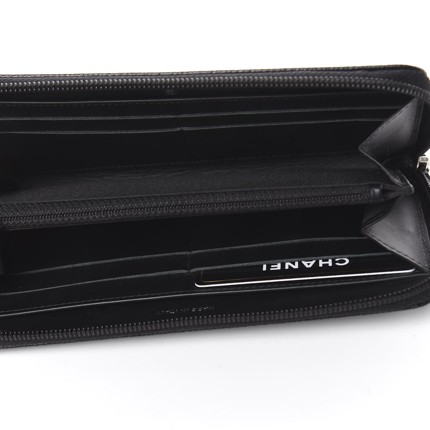 Caviar Timeless CC Large Gusset Zip Around Wallet Black