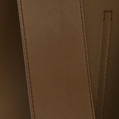 Loewe Smooth Calfskin Medium Pebble Bucket Bag Oak 11 of 11