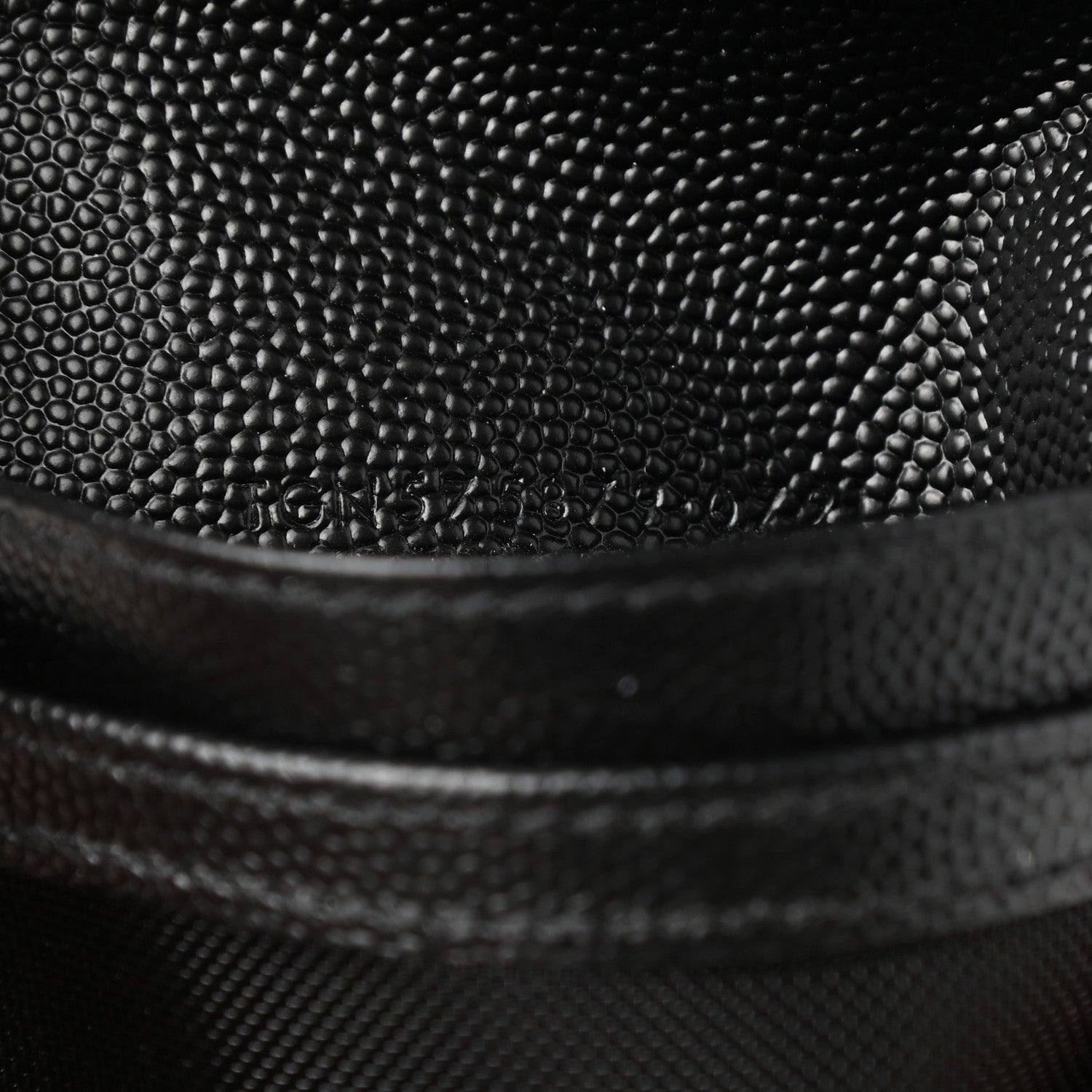 Saint Laurent Grain De Poudre Matelasse Chevron Monogram Zipped Card Case Black 6 of 6