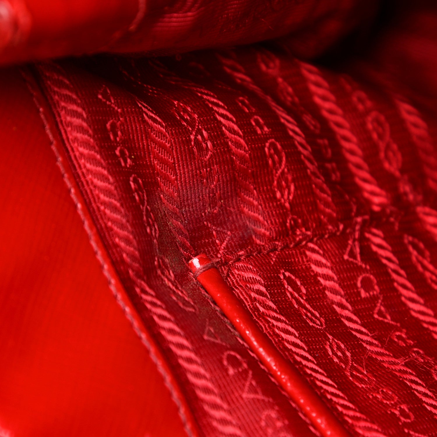 Prada Saffiano Vernice Mini Galleria Double Zip Tote Rosso 16 of 30