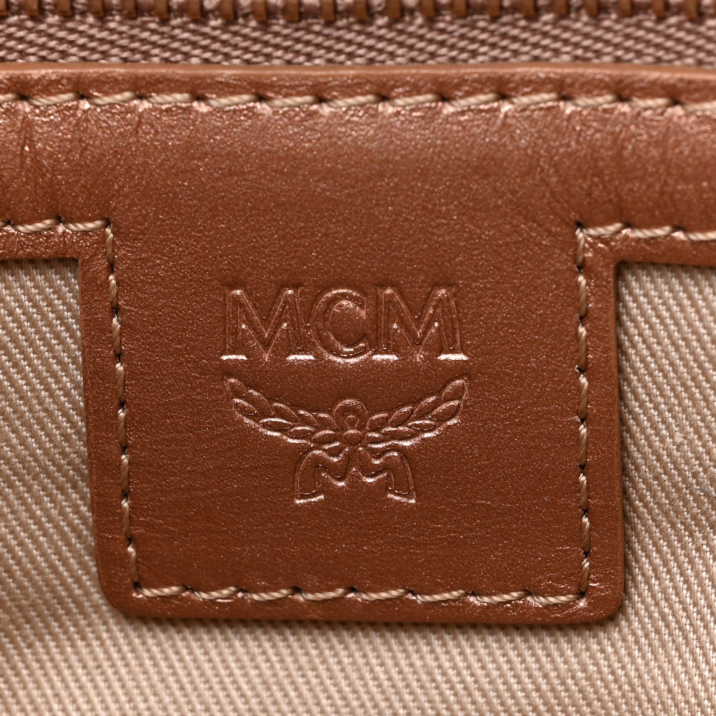 Metallic Visetos Medium Crossbody Pouch Champagne