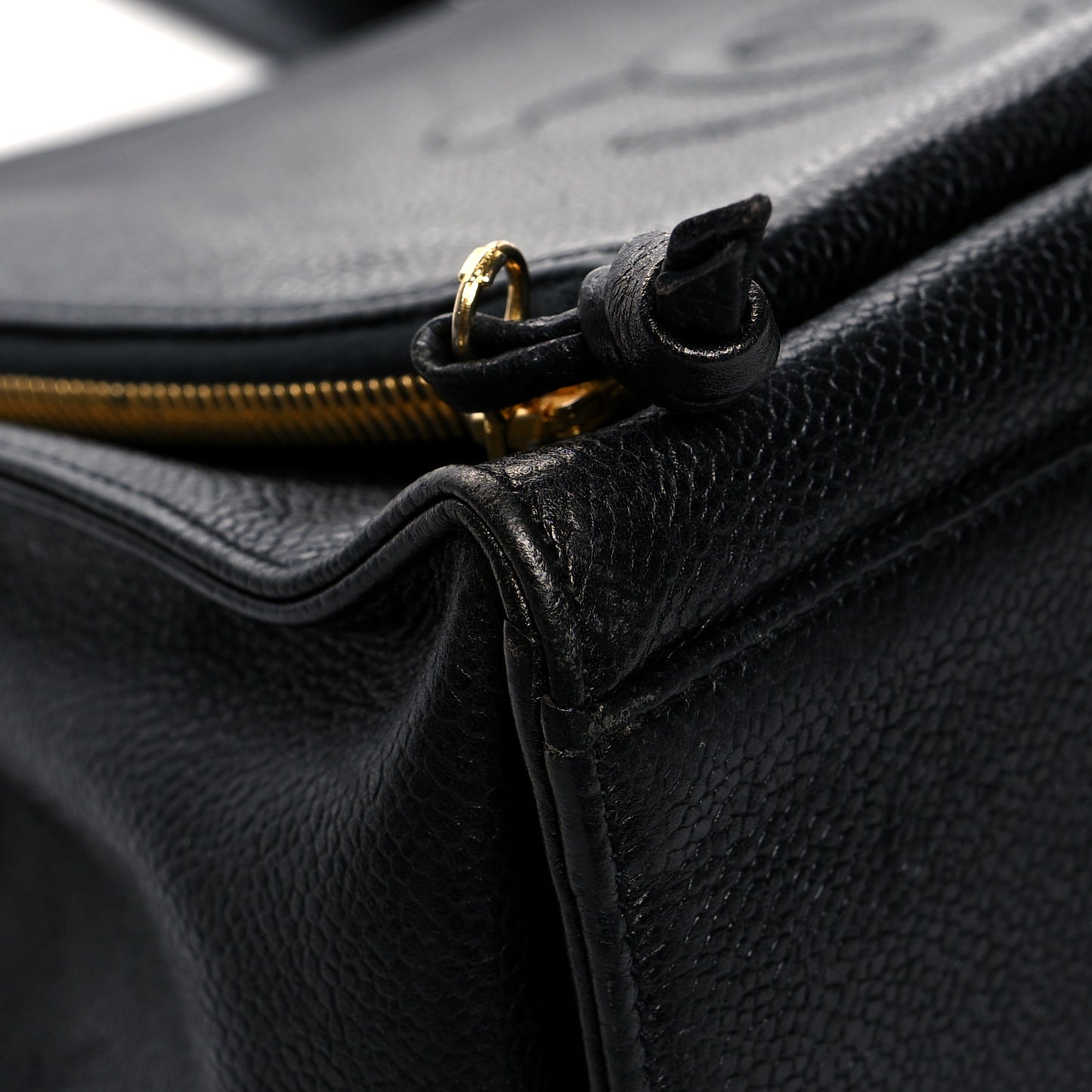Caviar CC Tote Black