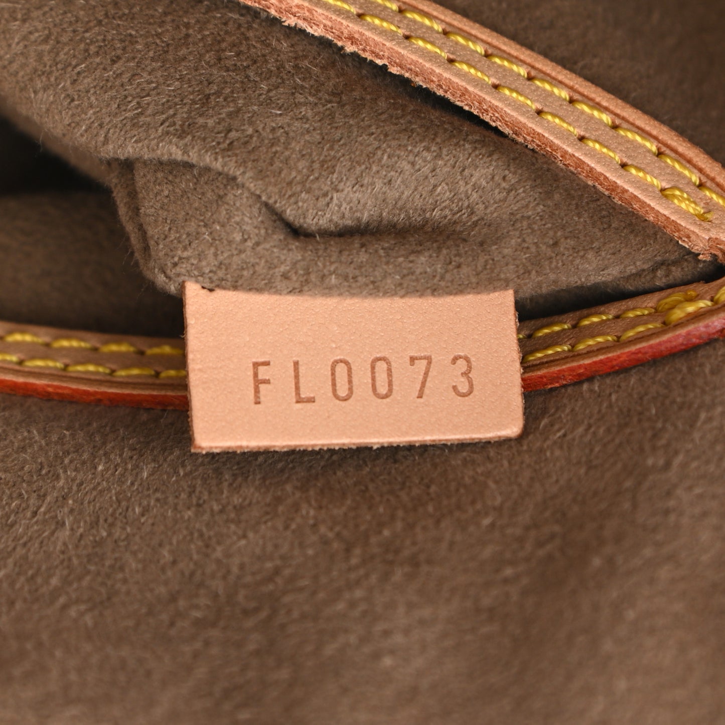 Monogram Multicolor Alma Black