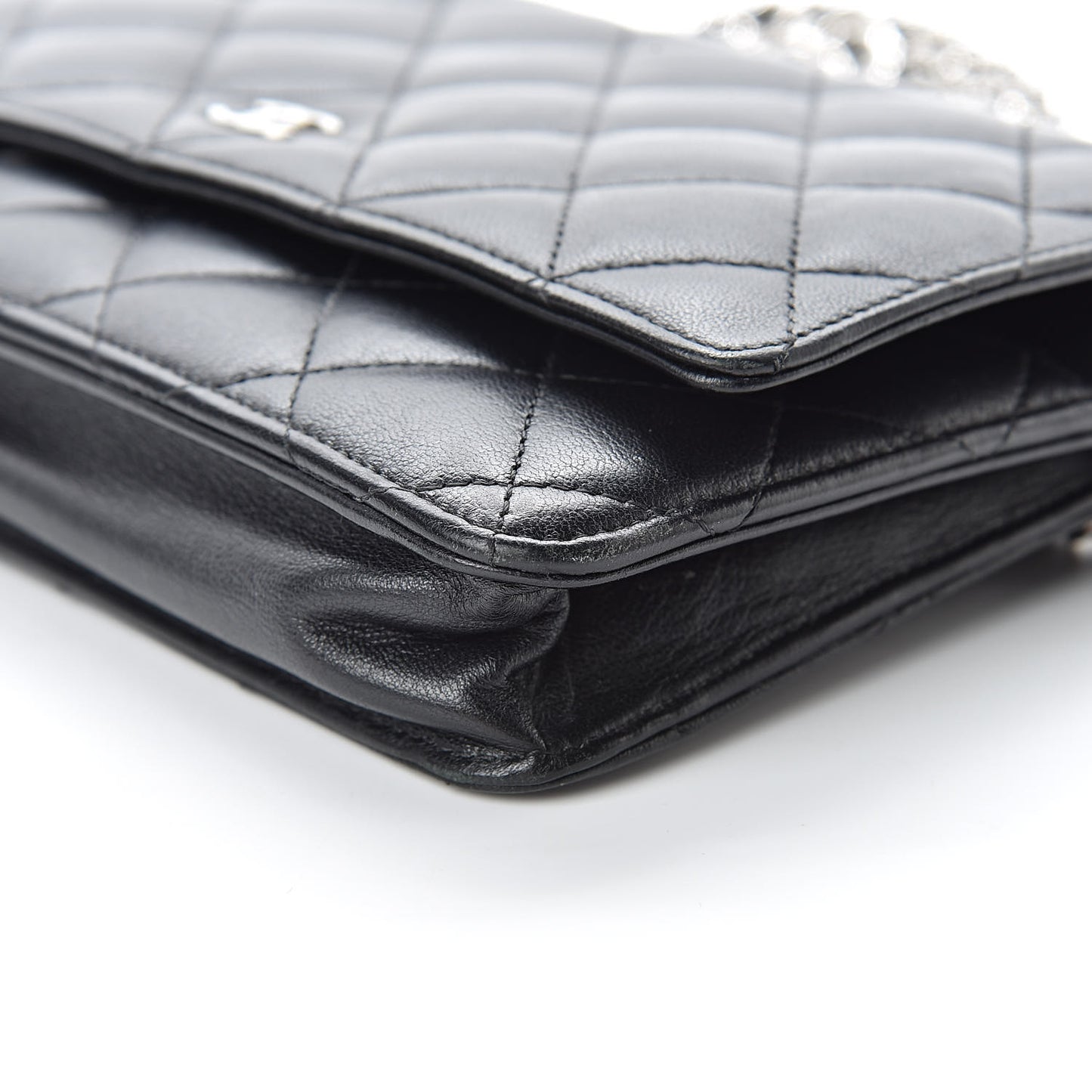 Lambskin Quilted Wallet On Chain WOC Black