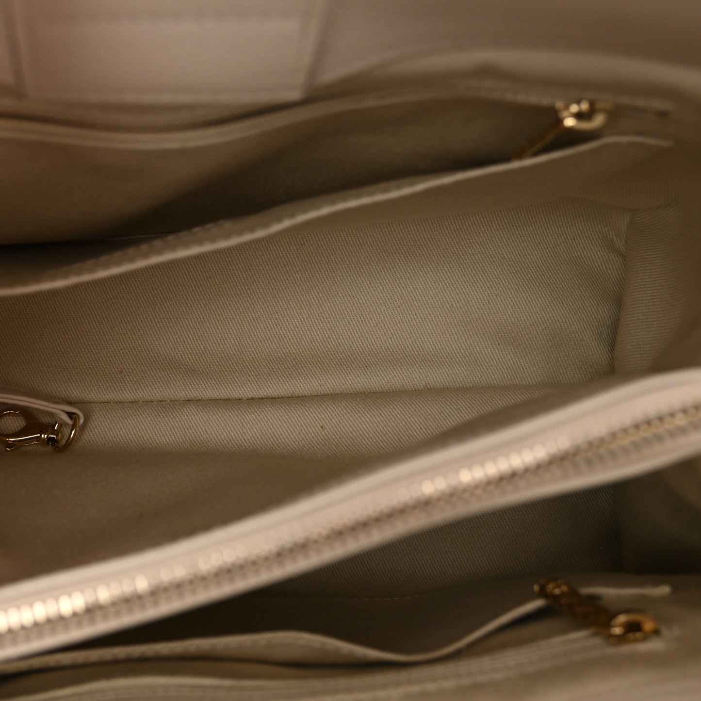 Grained Calfskin Small Bi-Color Neo Executive Shopper Tote Black Beige