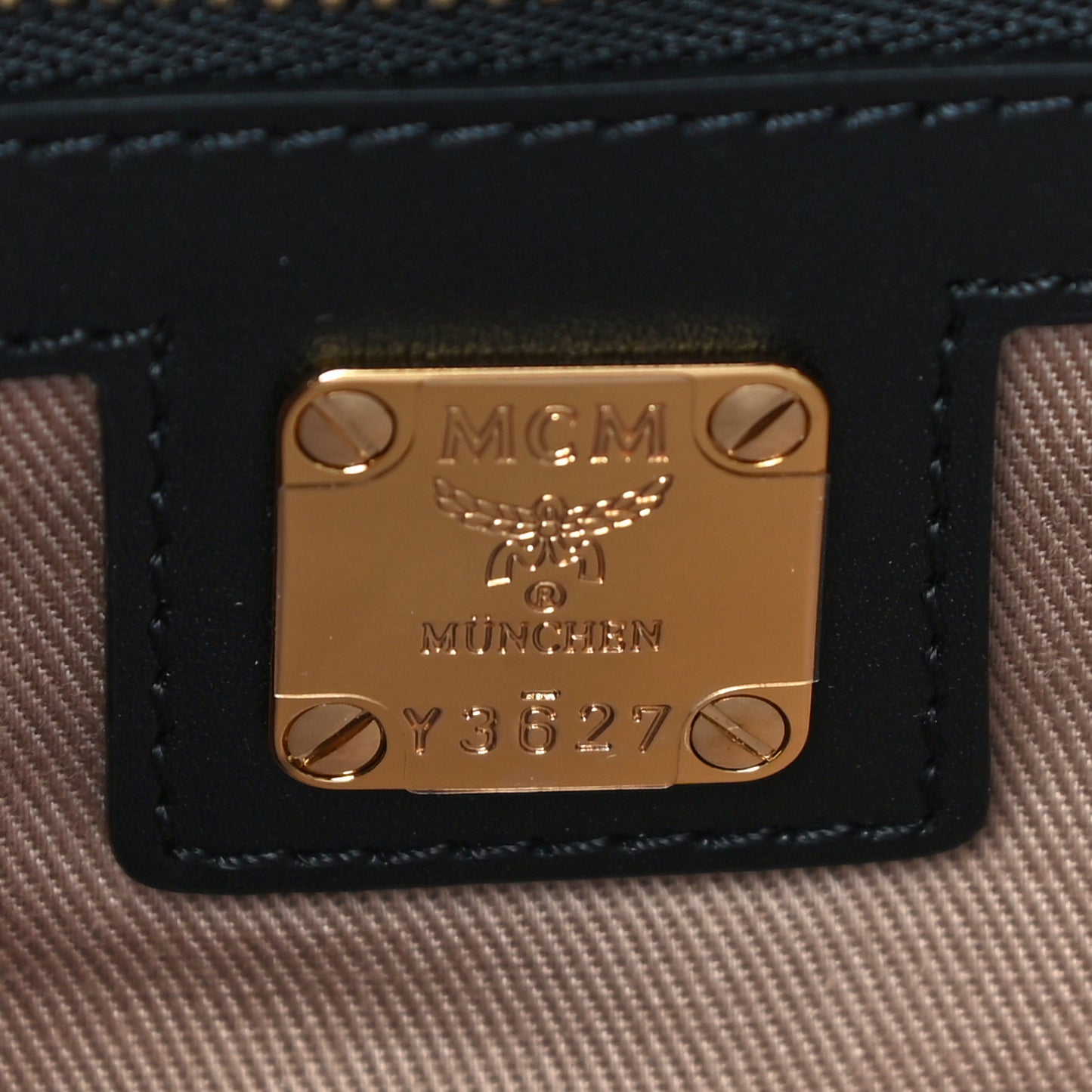 Metallic Visetos Medium Crossbody Pouch Gold