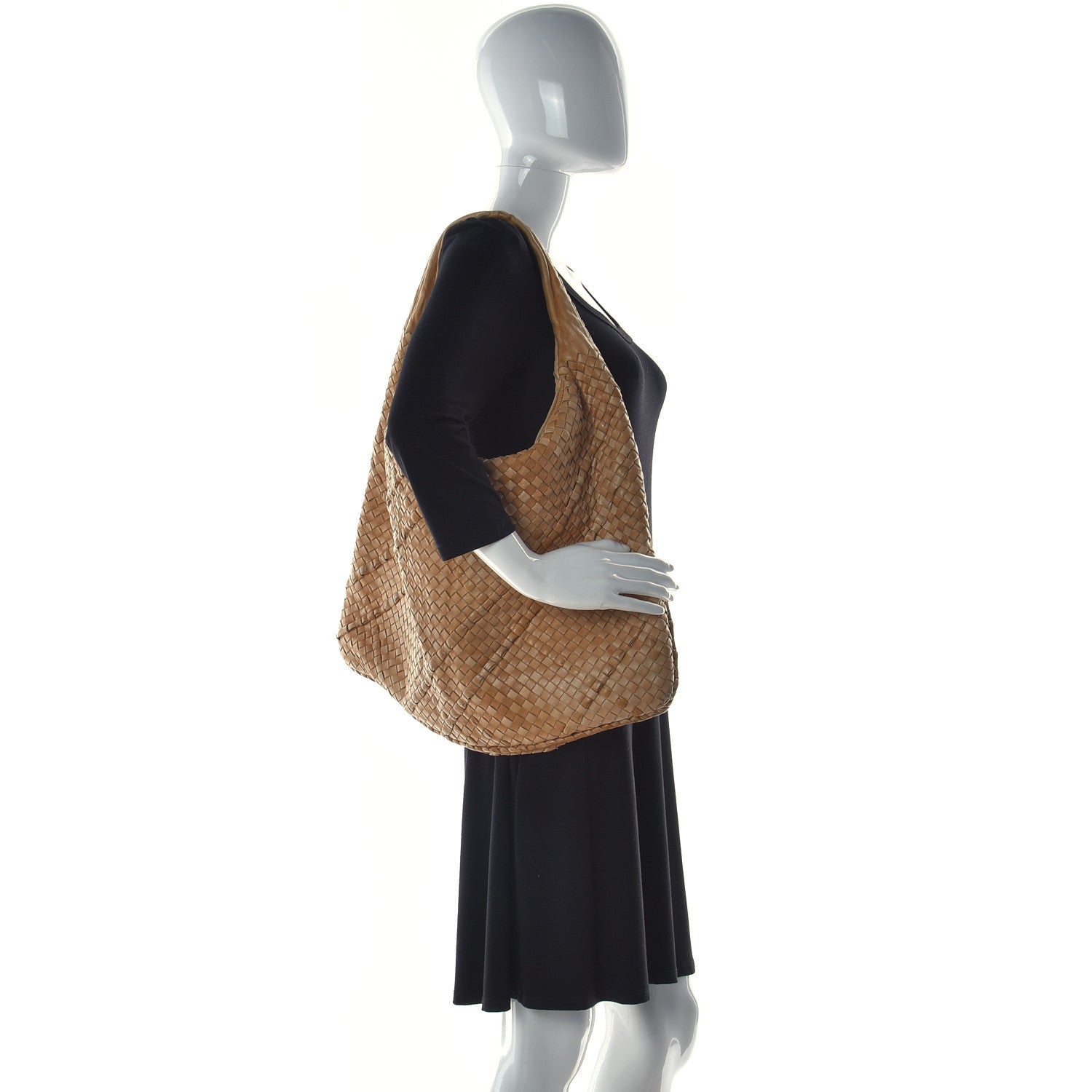 Bottega Veneta Nappa Intrecciato Maxi Nuvolato Veneta Hobo Paille 2 of 11