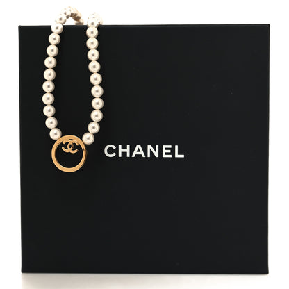 Chanel Pearl CC Round Long Necklace Gold White 5 of 5