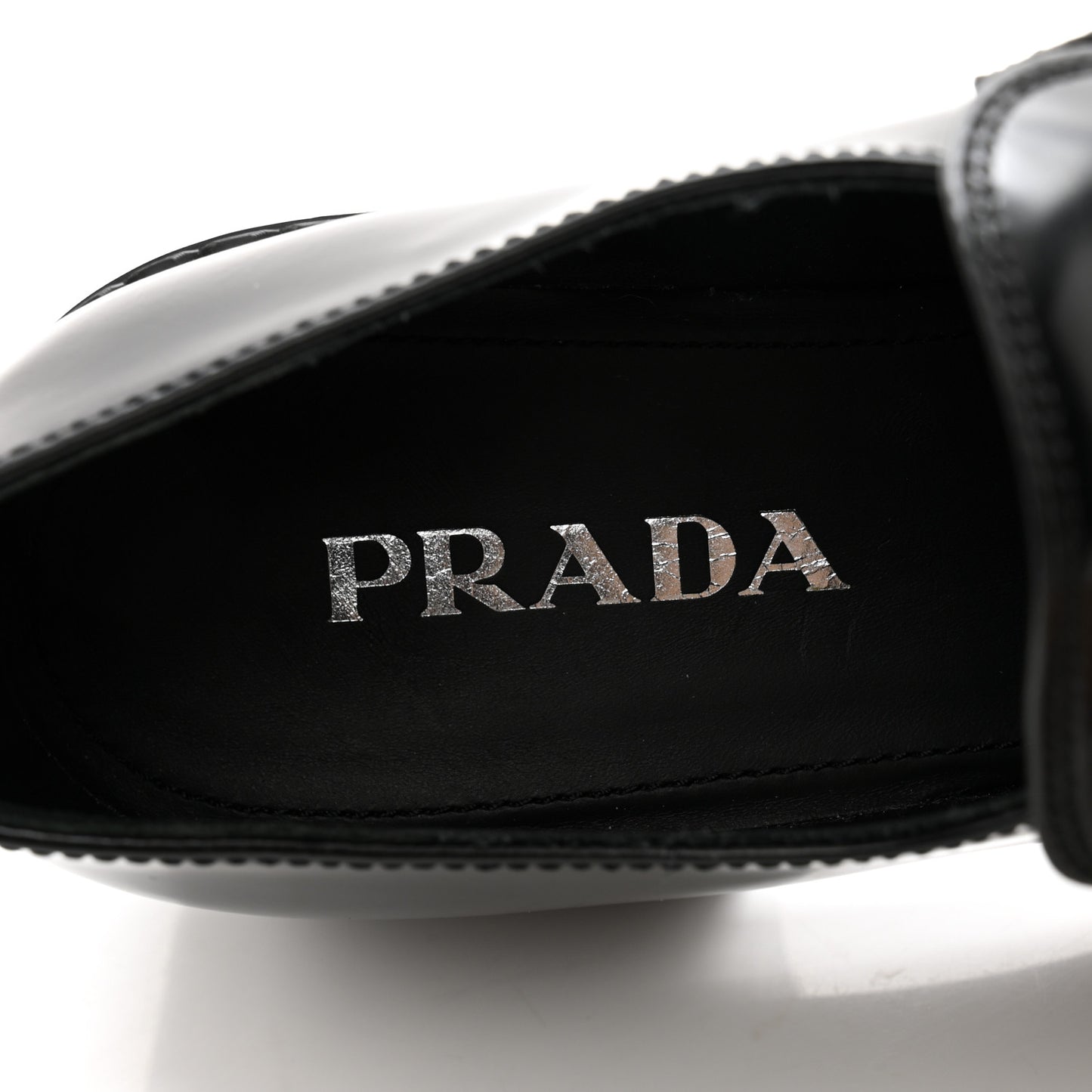 Spazzolato Metal Triangle Logo 50mm Loafers 38.5 Black