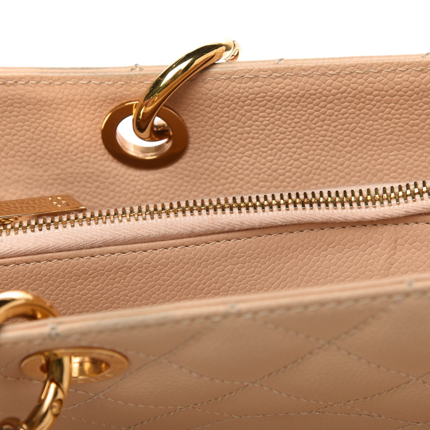 Caviar Quilted Grand Shopping Tote GST Beige Clair