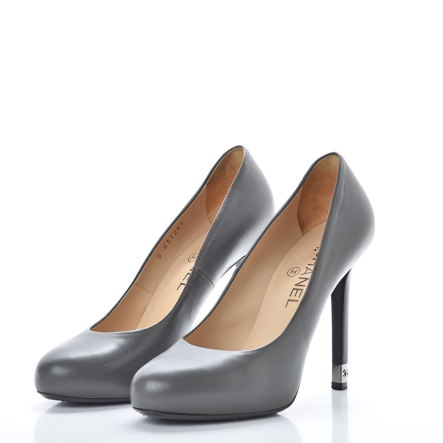 Chanel Lambskin CC Round Toe Pumps 38.5 Grey 3 of 11
