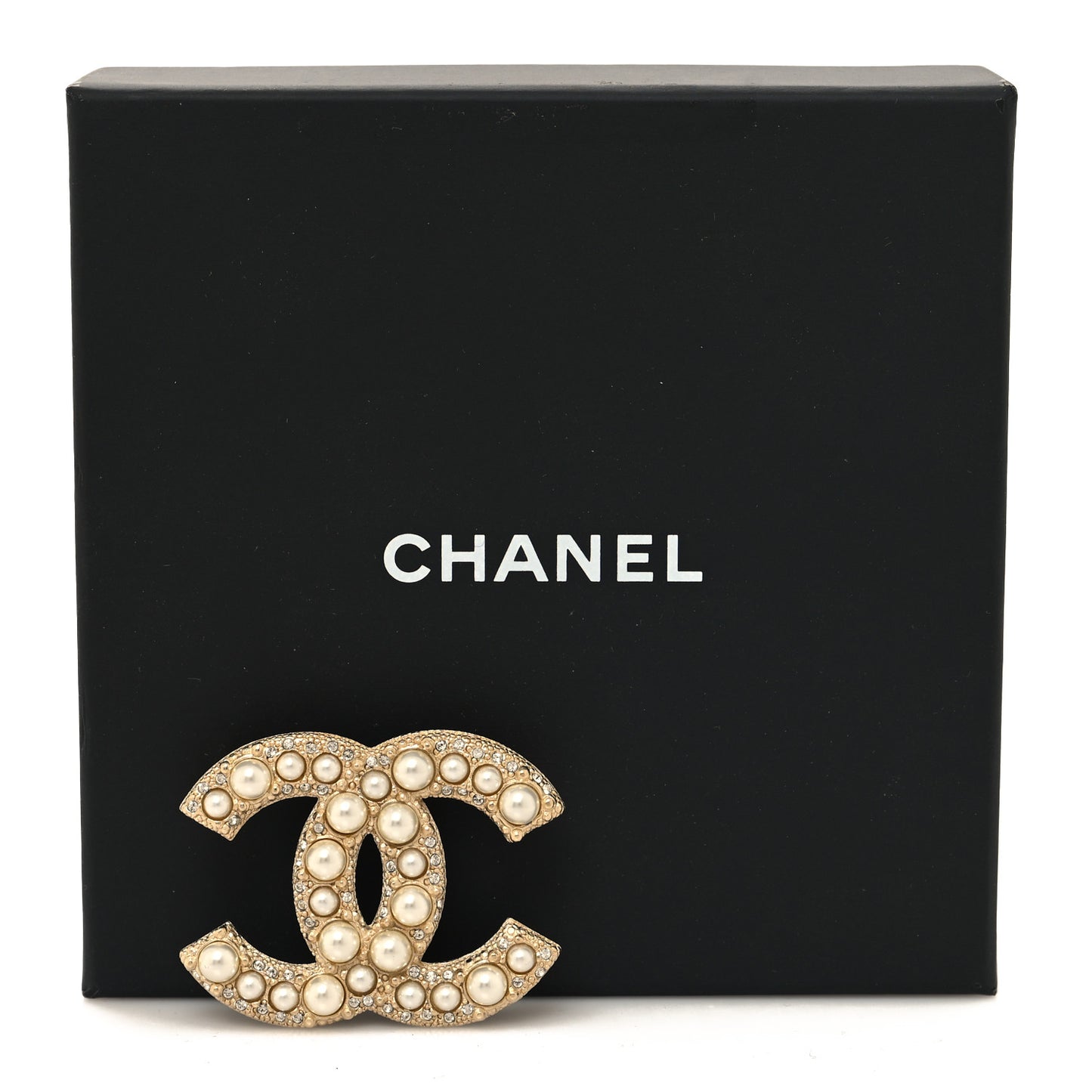 Metal Crystal Graduated Pearl CC Brooch Gold