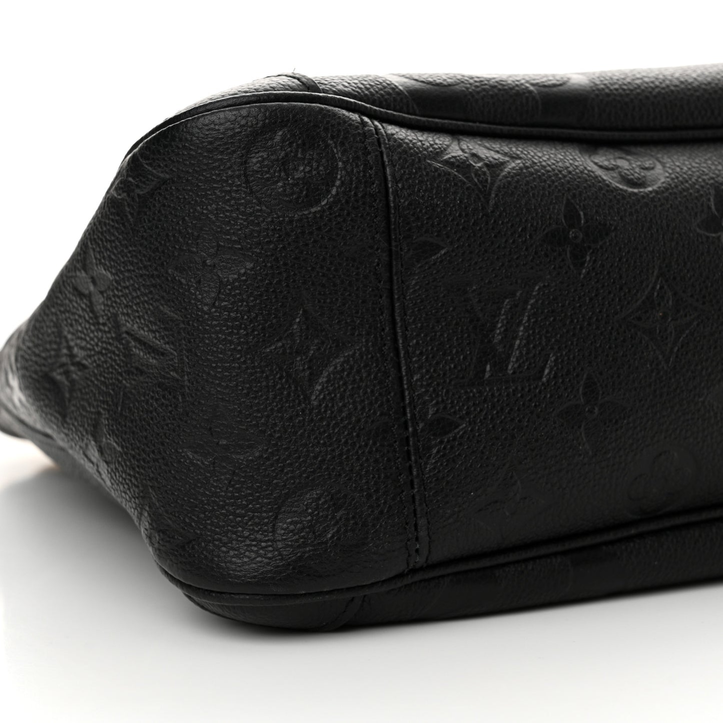 Empreinte Monogram Giant Trianon MM Black